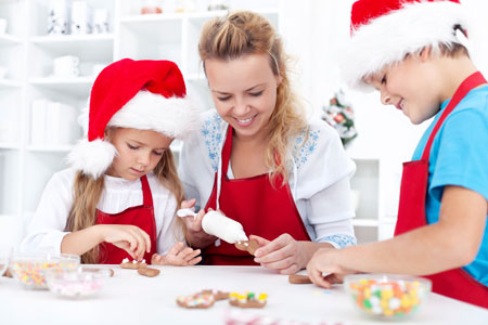Печенье на елку и конфеты своими руками - вместе с детьми