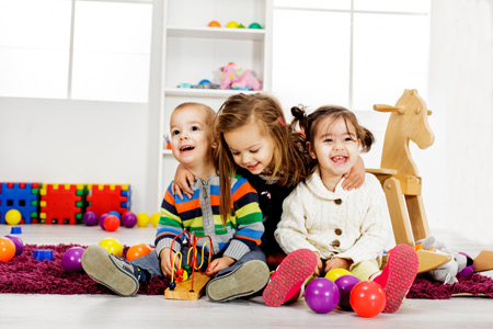 Изучаем цвета и развиваем цветовосприятие: игры для детей 1-2 лет