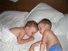 Спят усталые мальчишки...
