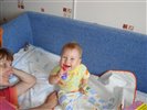 Пальчики просто необходимы, чтобы чистить первые зубки