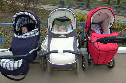 Три товарища