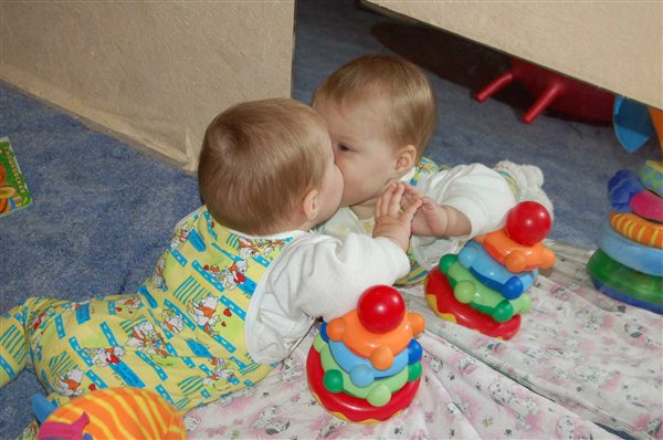 Лучше всего играть с 