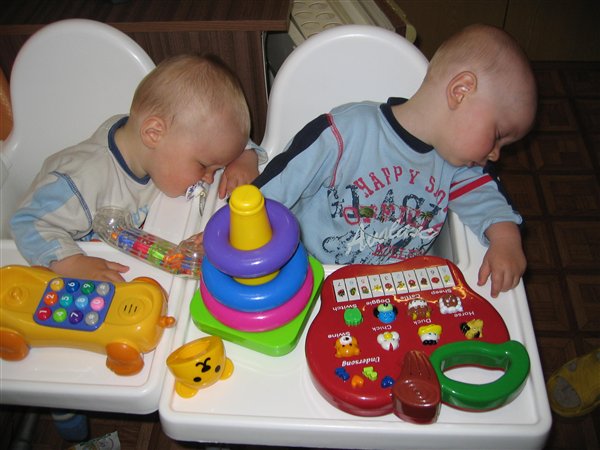 Мы играли, мы играли и немножечко устали....