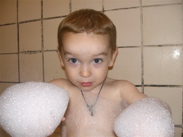 Как вам мои боксерские перчатки? 