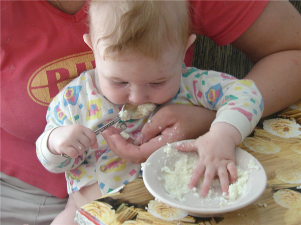 Как же здорово кушать самому.