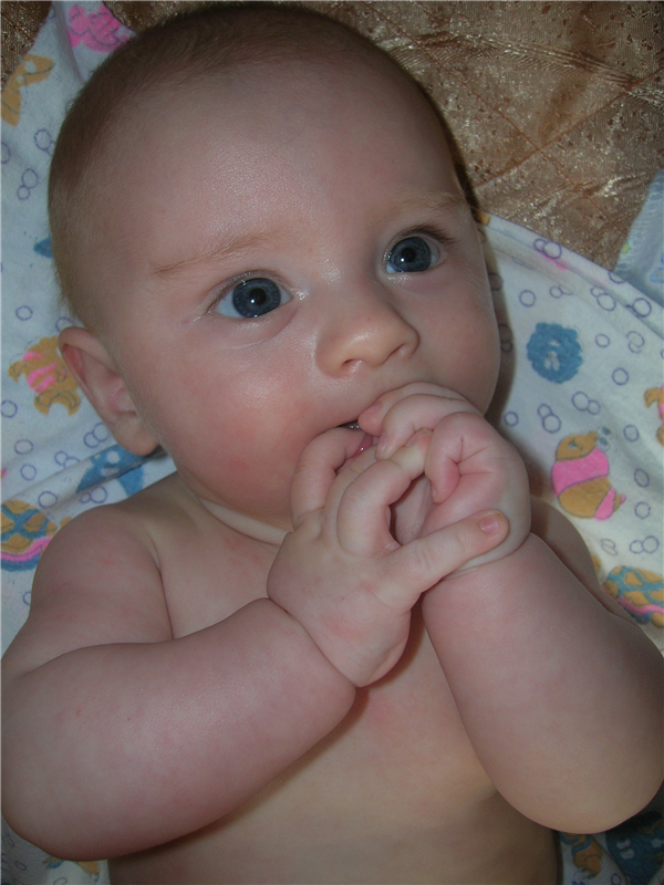 Илюька красотунька