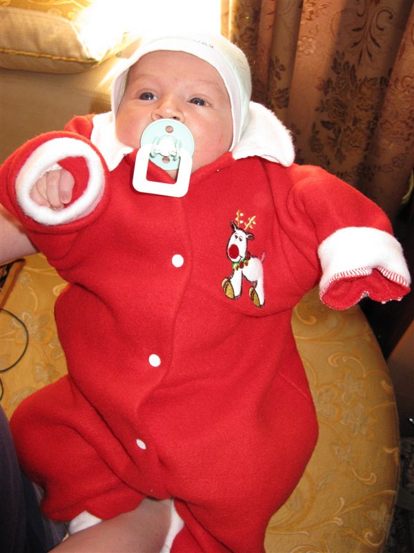 Маленький помощник Деда Мороза