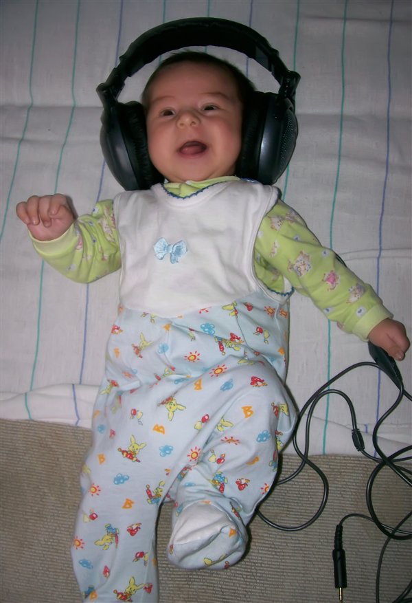 С музыкой шагаем