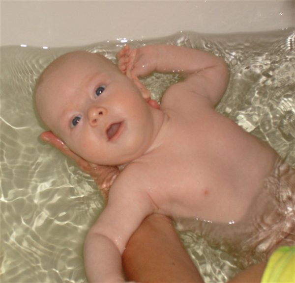 Ух, как я люблю плавать!!!