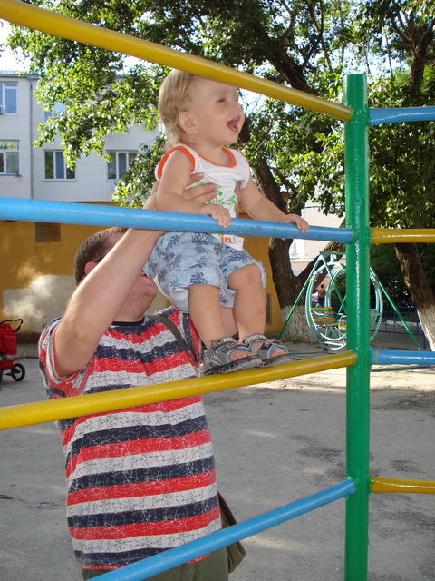 Стать хочу спортсменом! Ловким и умелым!