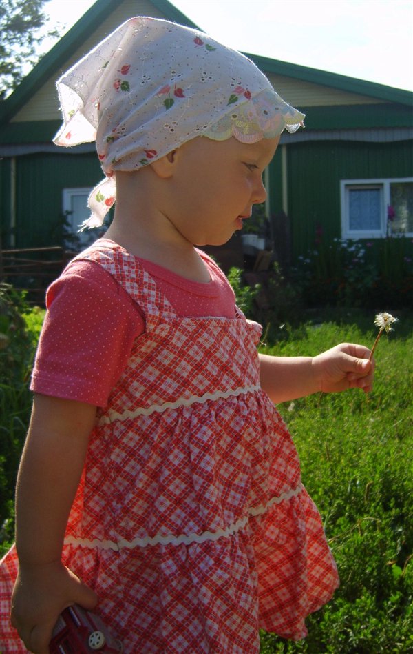 С одуванчиком.