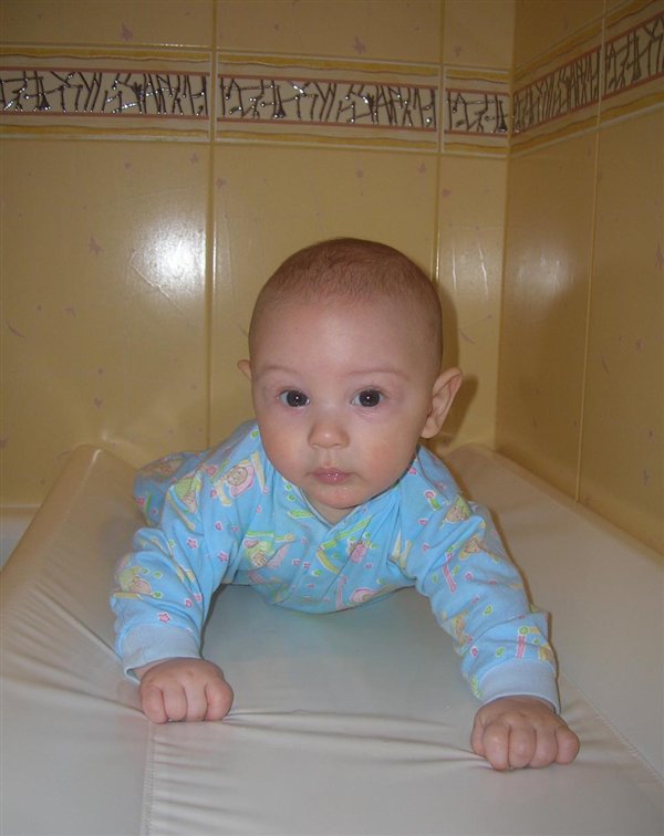 Ну как, мам, я смотрюсь?