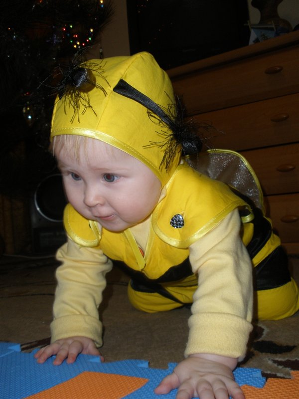 а я уже 3-й день умею ползать...