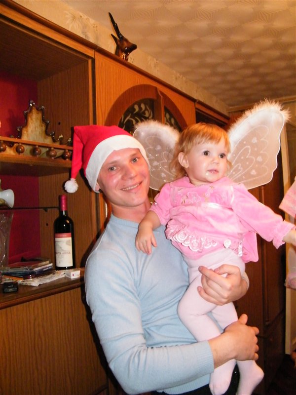 А вот уже и новый год!