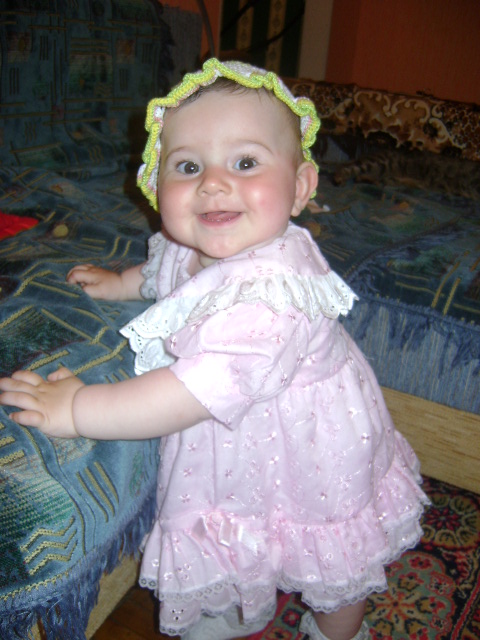 Маленькая Мила