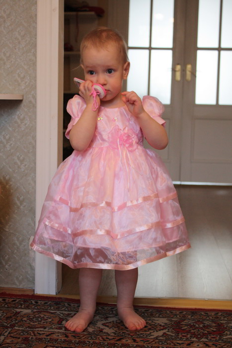 Девушка в розовом.