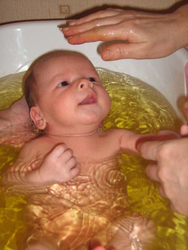 А купаться то приятно...